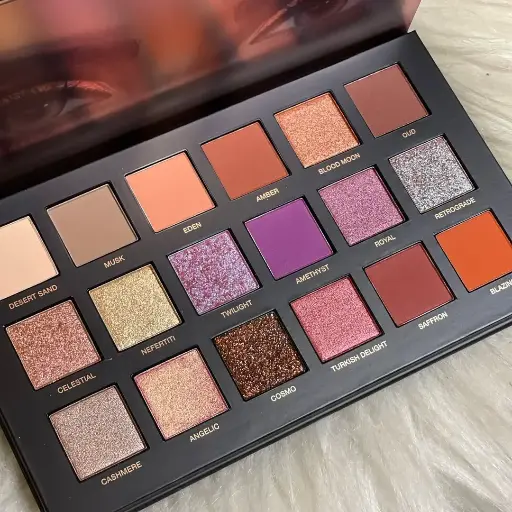 DESERT PALETTE HUDA BEAUTY